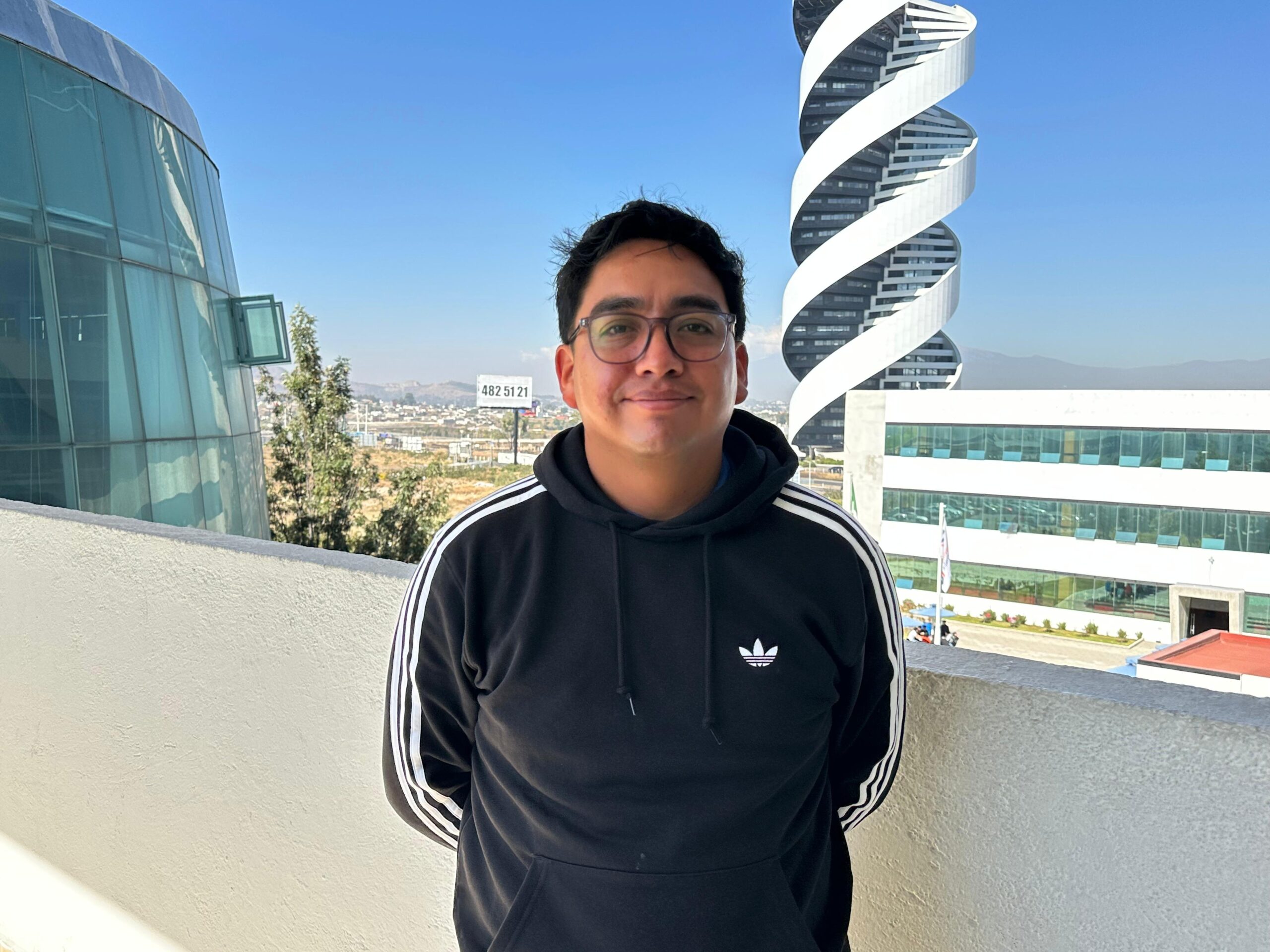 El Maestro Carlos Alberto Cuahtepitzi presente en el Congreso de Fútbol Formativo