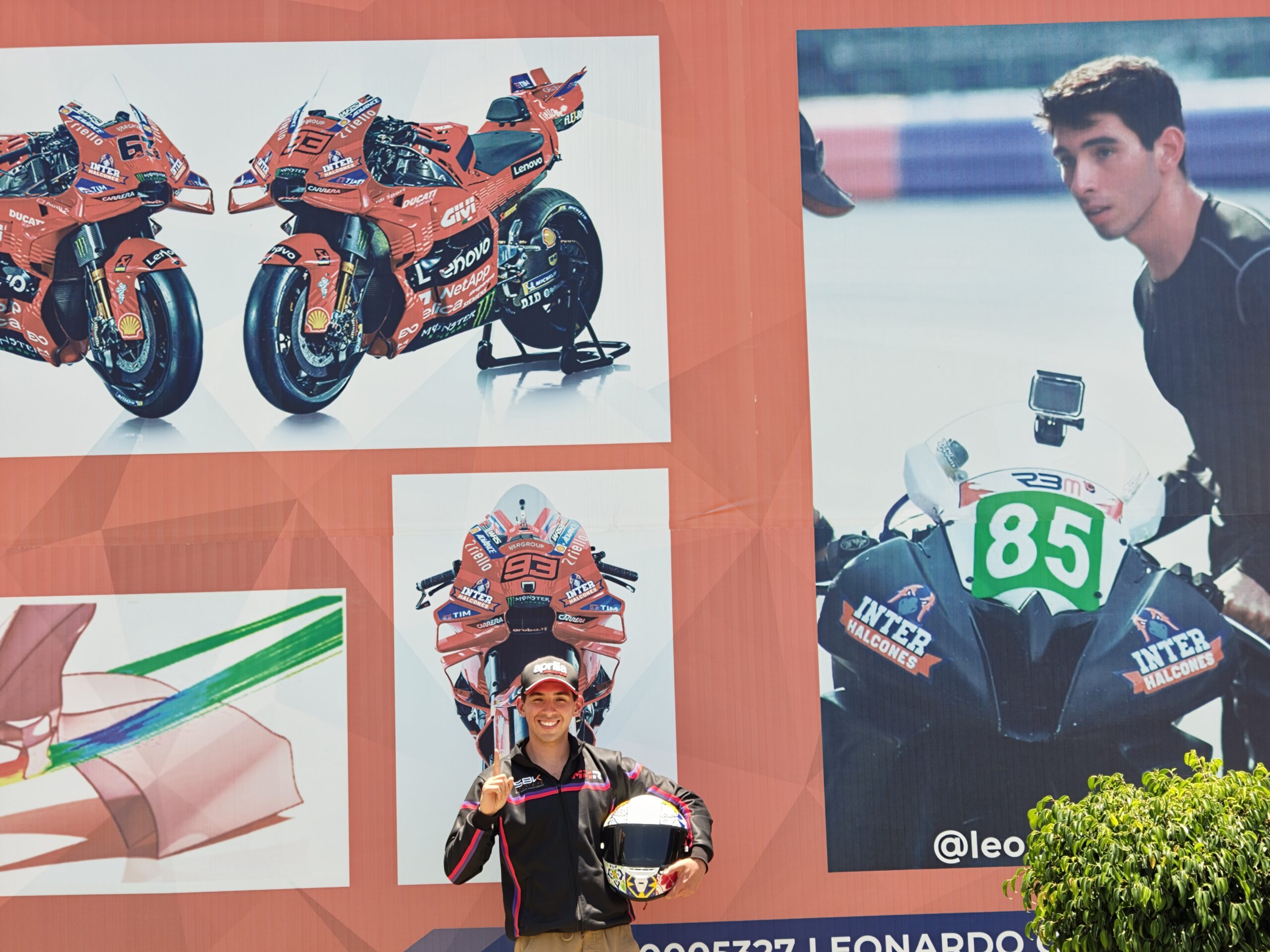 El piloto de motociclismo, Leonardo Cruz, visitó su "alma mater" La Inter