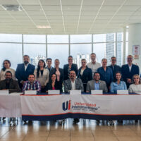 Los integrantes del desayuno del CCEI